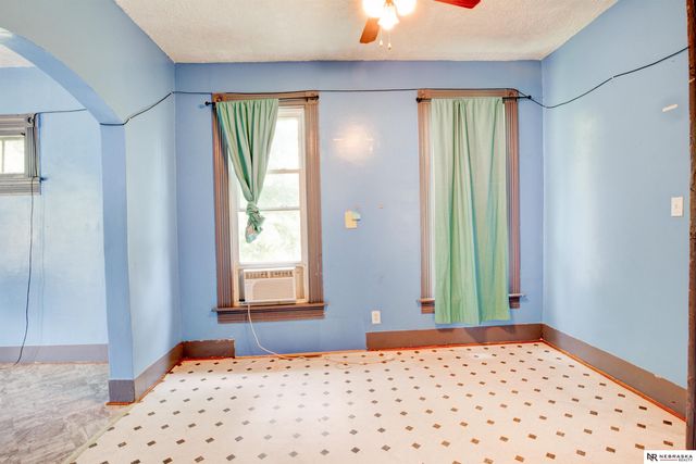 3919 Miami Street, Omaha, NE 68111