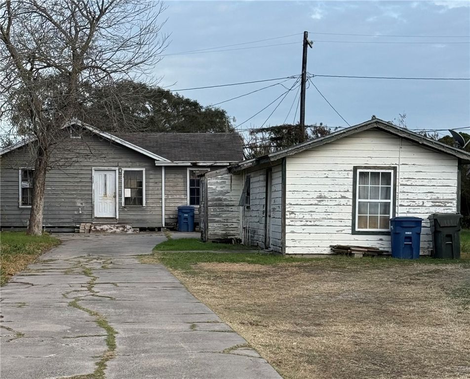 4508 Angela Dr, Corpus Christi, TX 78416