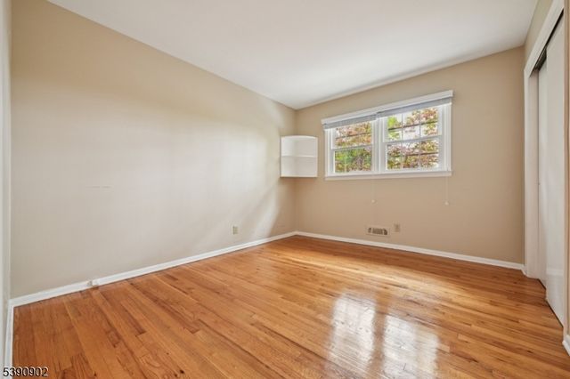 106 Stoneridge Rd, New Providence Boro, NJ 07974