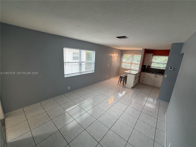 1301 N 12th Ct 4B, Hollywood, FL 33019