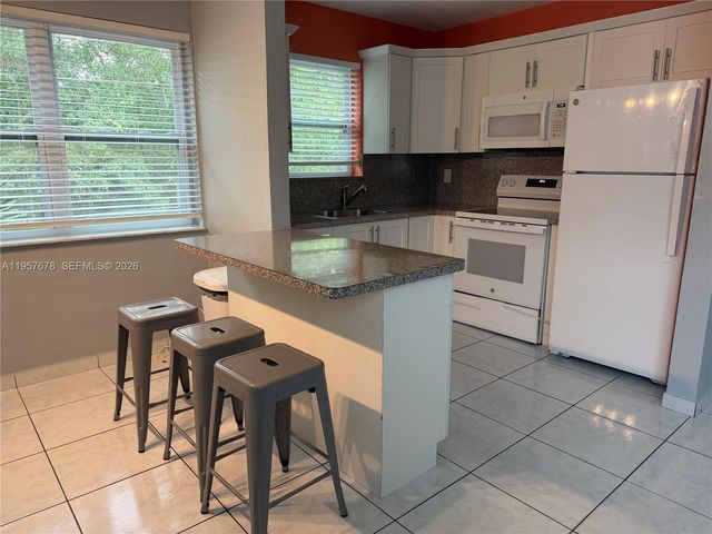 1301 N 12th Ct 4B, Hollywood, FL 33019