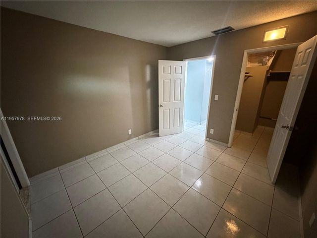 1301 N 12th Ct 4B, Hollywood, FL 33019