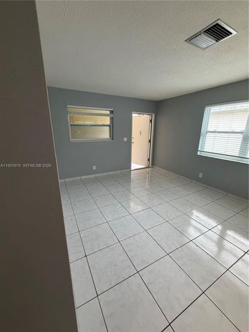 1301 N 12th Ct 4B, Hollywood, FL 33019