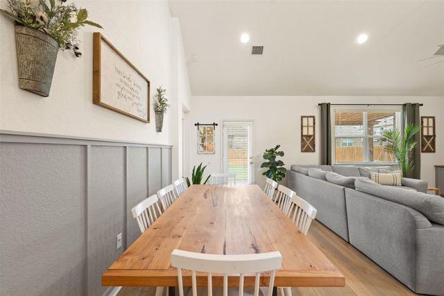 221 Kramer ST, Georgetown, TX 78626