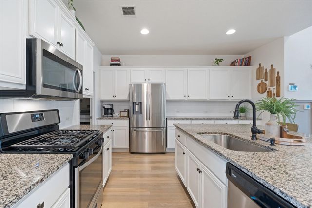 221 Kramer ST, Georgetown, TX 78626