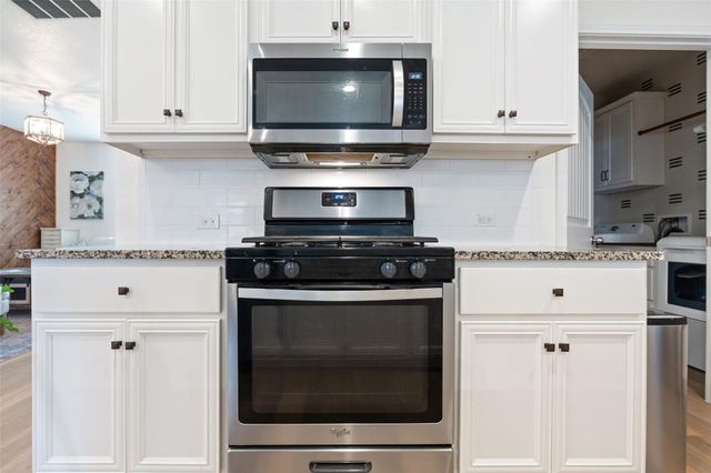 221 Kramer ST, Georgetown, TX 78626