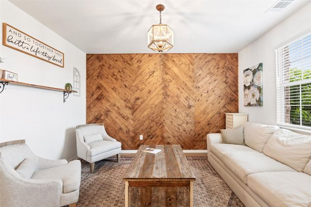 221 Kramer ST, Georgetown, TX 78626