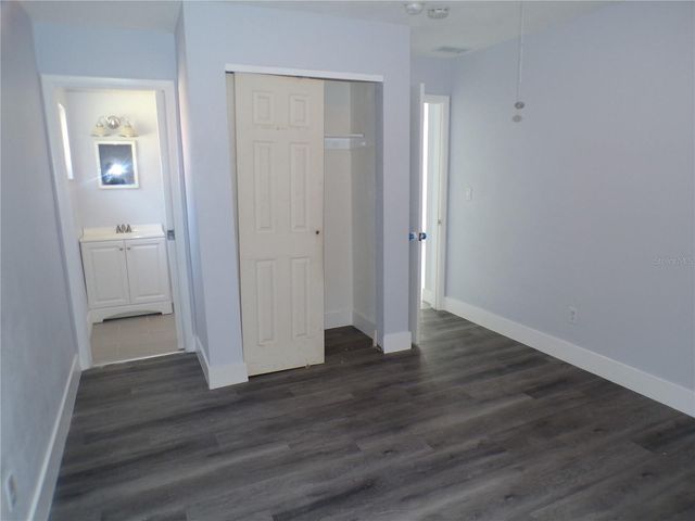 2455 35TH STREET S, St Petersburg, FL 33711