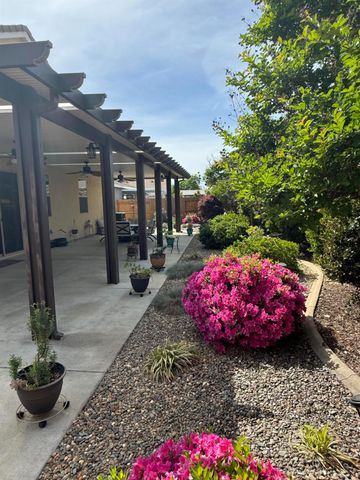 4057 Haystack Way, Roseville, CA 95747