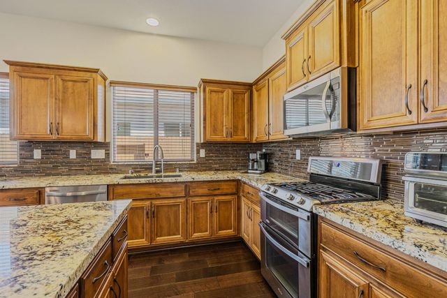 4057 Haystack Way, Roseville, CA 95747