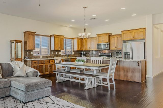 4057 Haystack Way, Roseville, CA 95747