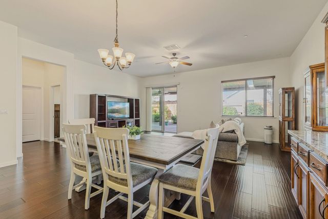 4057 Haystack Way, Roseville, CA 95747