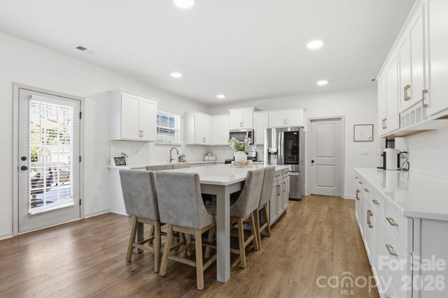 103 Edgehill Court, Troutman, NC 28166