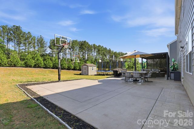 103 Edgehill Court, Troutman, NC 28166