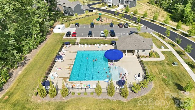 103 Edgehill Court, Troutman, NC 28166