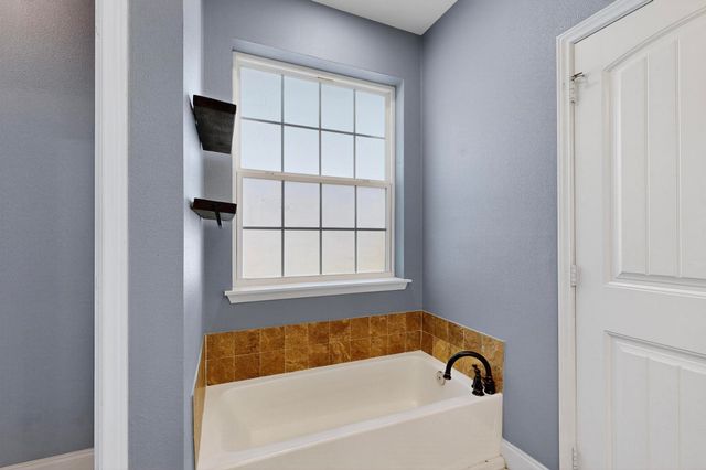 8224 Carlos Street, White Settlement, TX 76108