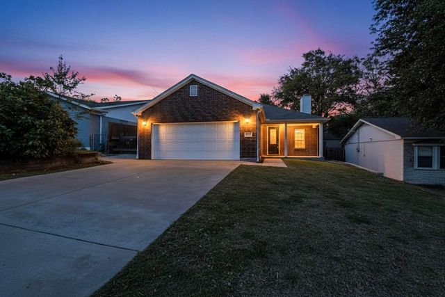 8224 Carlos Street, White Settlement, TX 76108
