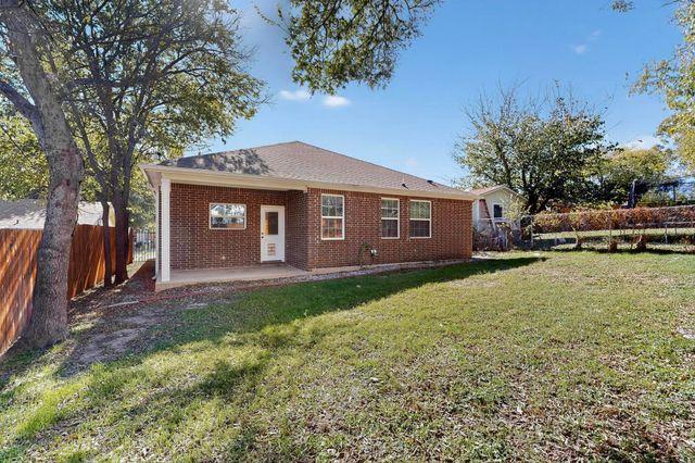 8224 Carlos Street, White Settlement, TX 76108