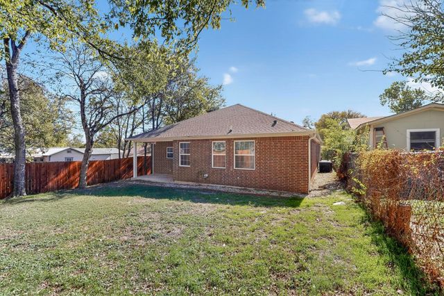 8224 Carlos Street, White Settlement, TX 76108