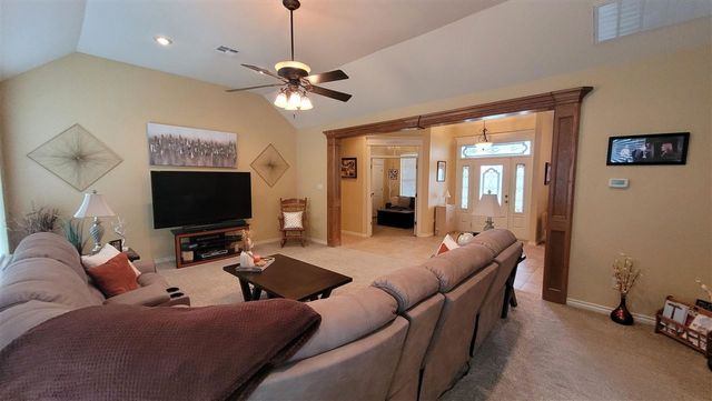 1382 NW Still Water Trl, Lawton, OK 73507