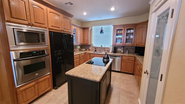 1382 NW Still Water Trl, Lawton, OK 73507