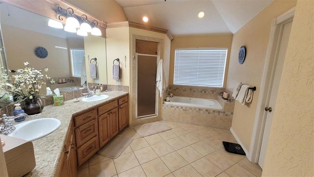 1382 NW Still Water Trl, Lawton, OK 73507