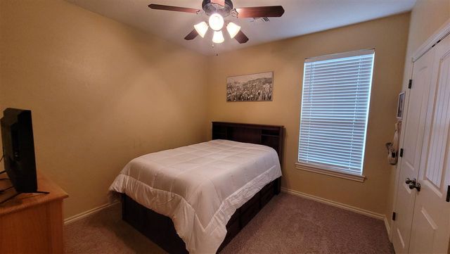 1382 NW Still Water Trl, Lawton, OK 73507