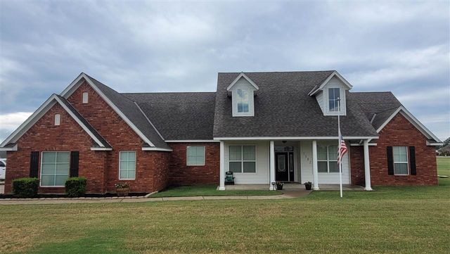 1382 NW Still Water Trl, Lawton, OK 73507