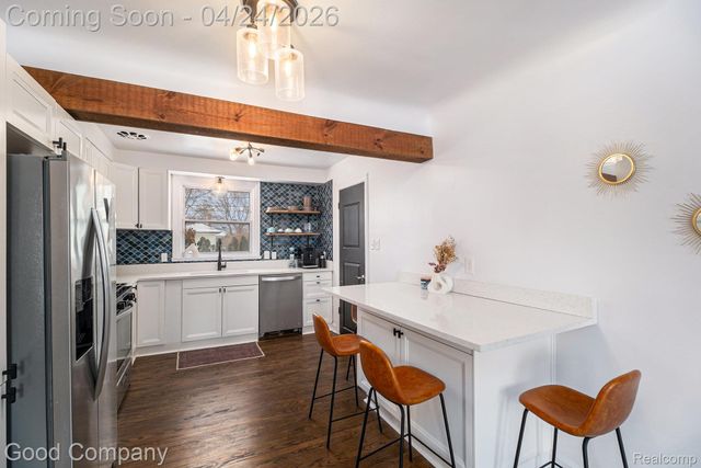 4404 Samoset Road, Royal Oak, MI 48073