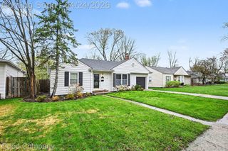 4404 Samoset Road, Royal Oak, MI 48073