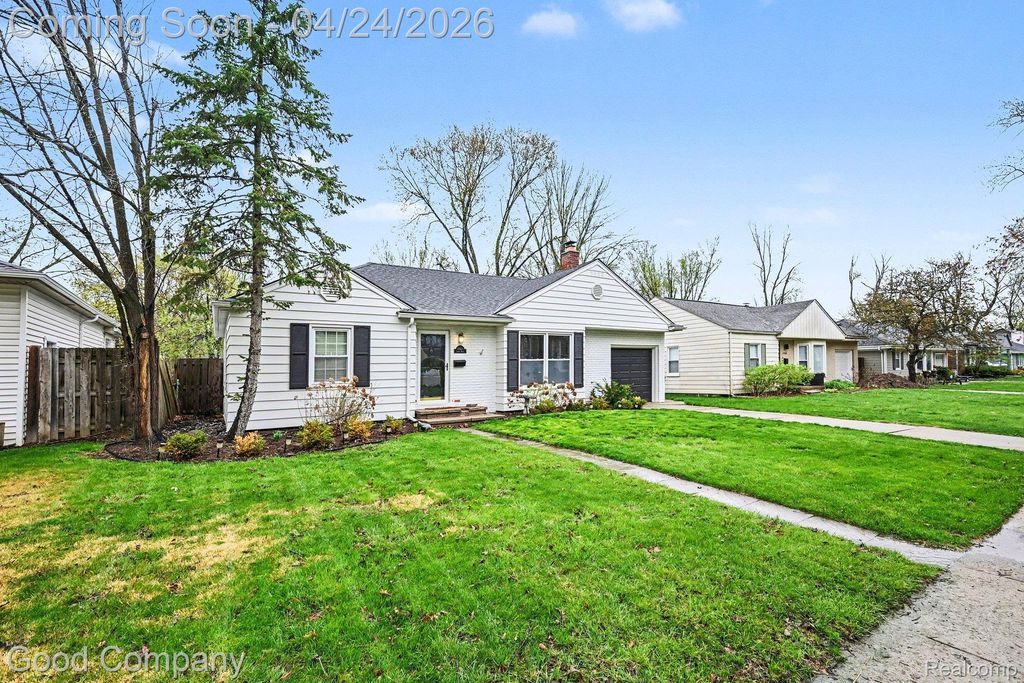 4404 Samoset Road, Royal Oak, MI 48073