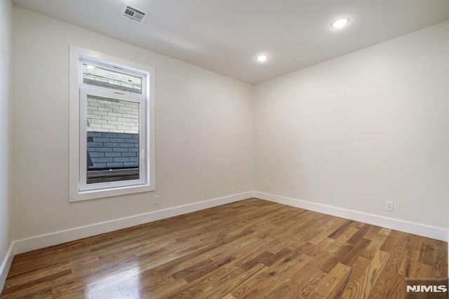 39 Grace Street, Irvington, NJ 07111