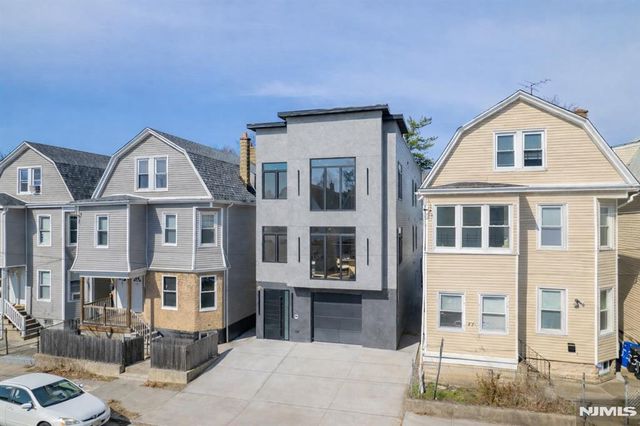 39 Grace Street, Irvington, NJ 07111