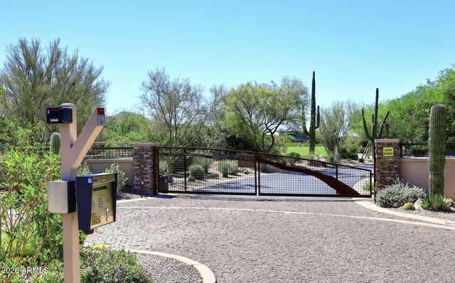 10260 E WHITE FEATHER Lane 1011, Scottsdale, AZ 85262