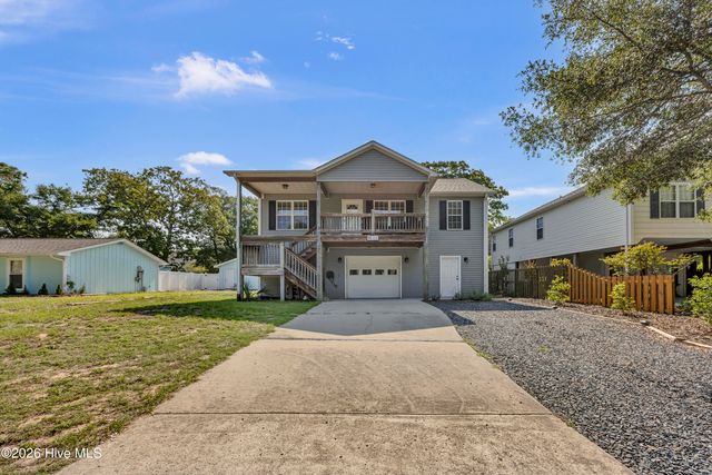 110 NW 16th Street, Oak Island, NC 28465