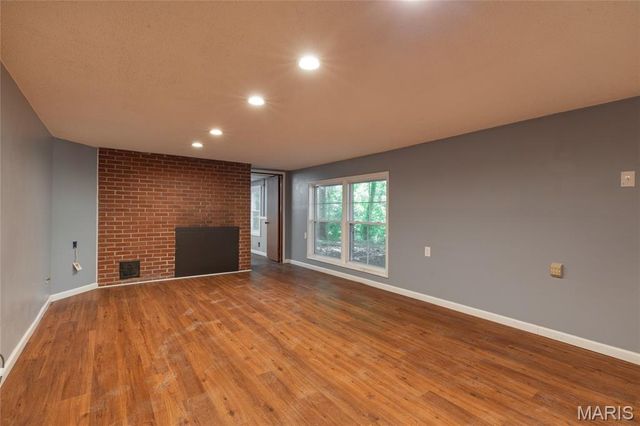 287 Westwood Place, East Alton, IL 62024