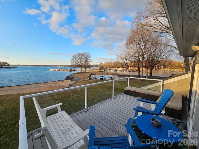 7413 Mariner Cove Drive, Cornelius, NC 28031