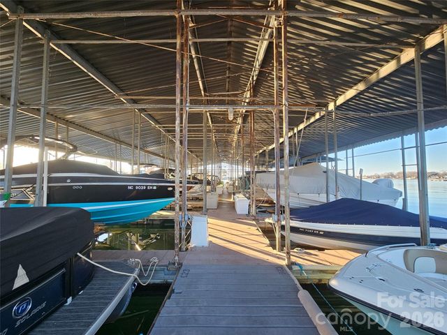 7413 Mariner Cove Drive, Cornelius, NC 28031