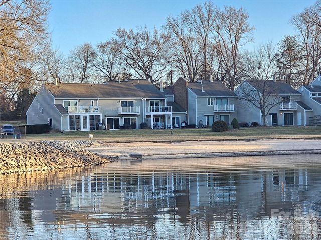 7413 Mariner Cove Drive, Cornelius, NC 28031