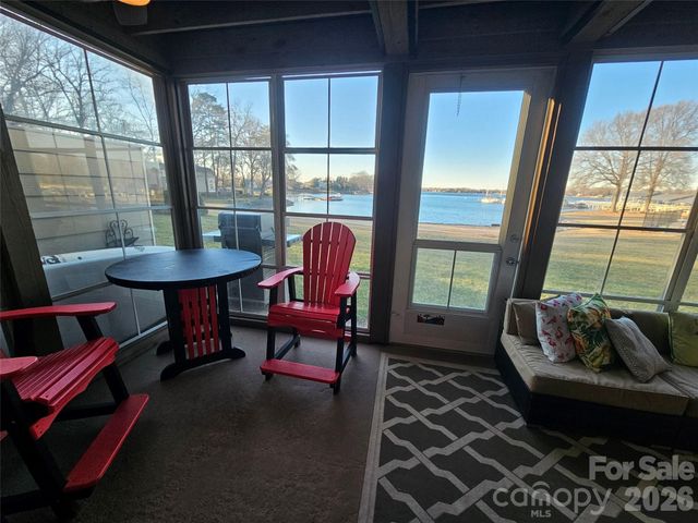 7413 Mariner Cove Drive, Cornelius, NC 28031