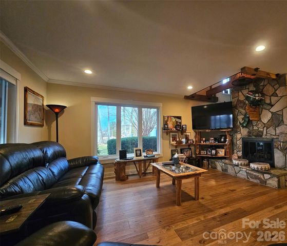 7413 Mariner Cove Drive, Cornelius, NC 28031