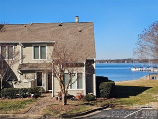 7413 Mariner Cove Drive, Cornelius, NC 28031