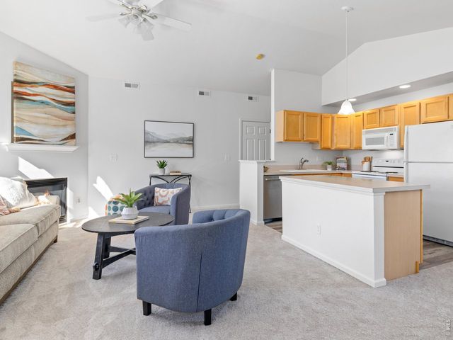 640 Gooseberry Dr 904, Longmont, CO 80503