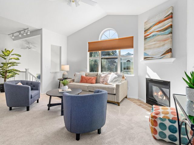 640 Gooseberry Dr 904, Longmont, CO 80503