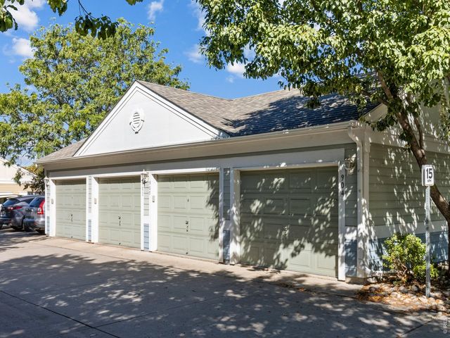 640 Gooseberry Dr 904, Longmont, CO 80503