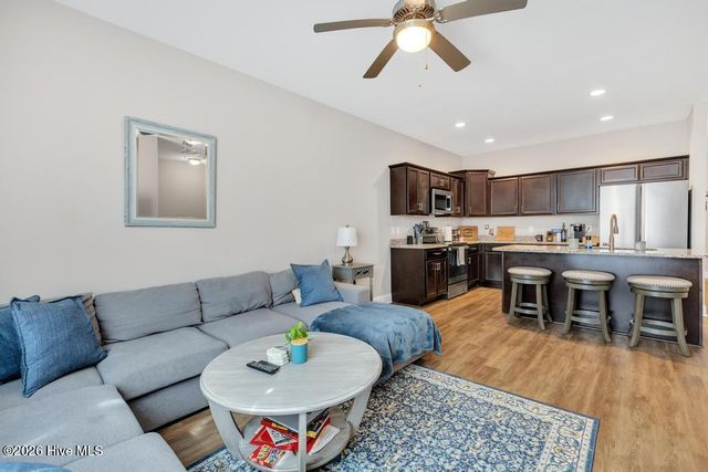 361 S Stingray Lane, Sneads Ferry, NC 28460