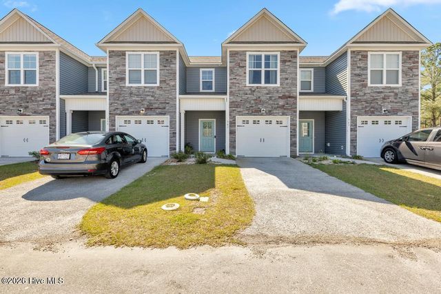 361 S Stingray Lane, Sneads Ferry, NC 28460
