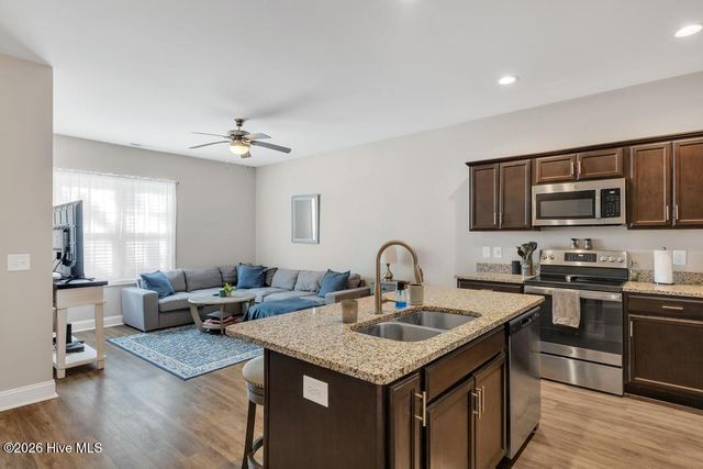 361 S Stingray Lane, Sneads Ferry, NC 28460