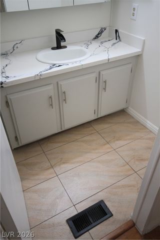 3225 Tularosa Lane, Las Vegas, NV 89122
