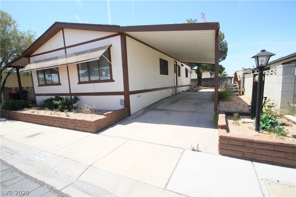 3225 Tularosa Lane, Las Vegas, NV 89122